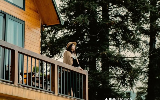 Sapa Pine Hill Ecolodge