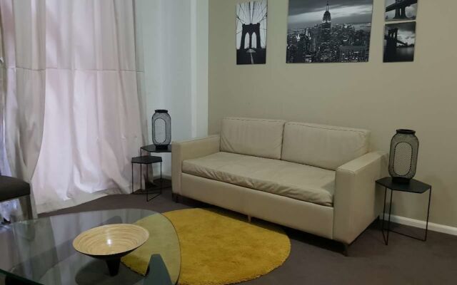 Darling Harbour Apartment