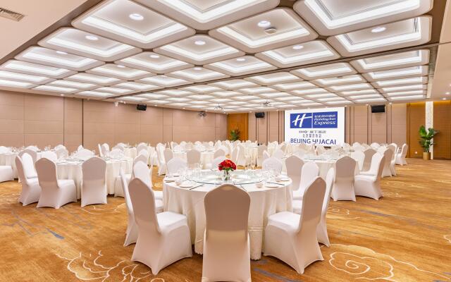 Holiday Inn Express Beijing Huacai by IHG