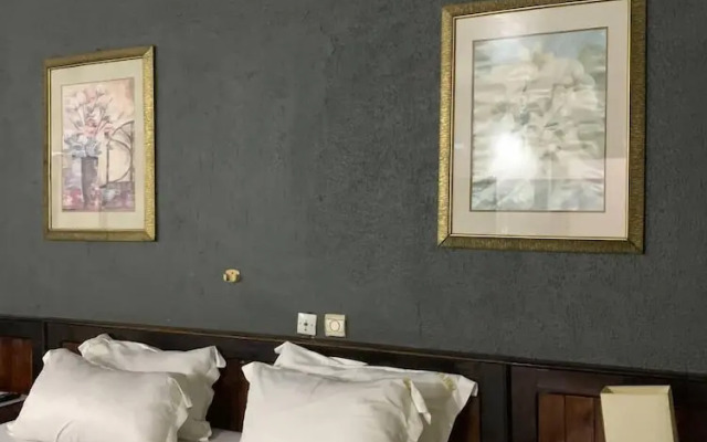 Sky Hotel Bonapriso