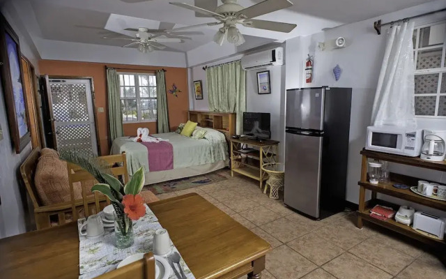 Miramar Apartments