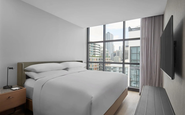 Courtyard By Marriott Melbourne Flagstaff Gardens