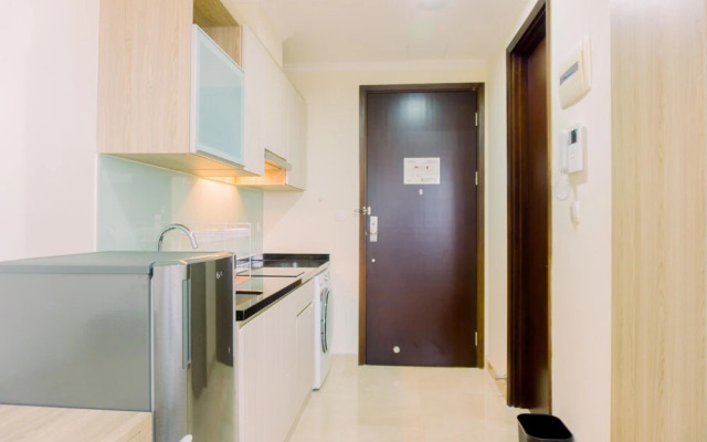 Modern Look And Comfort Studio At Menteng Park Apartment