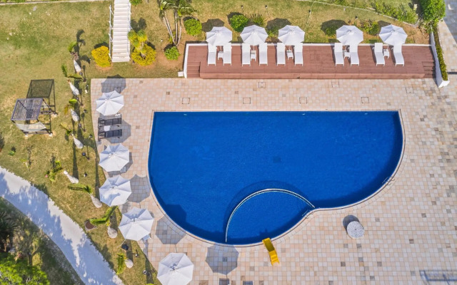 Royal View Hotel Churaumi