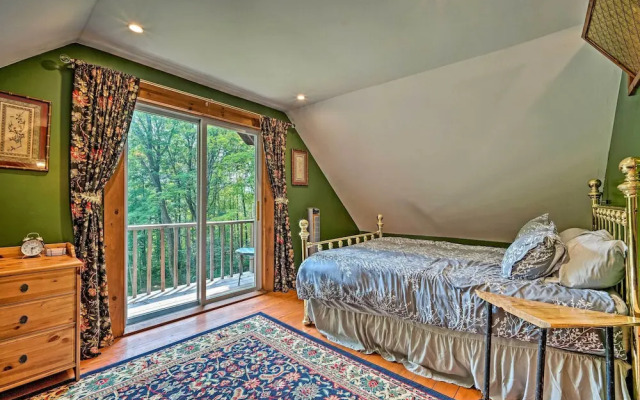 Cozy Treetop Hideaway Near Harriman Reservoir!