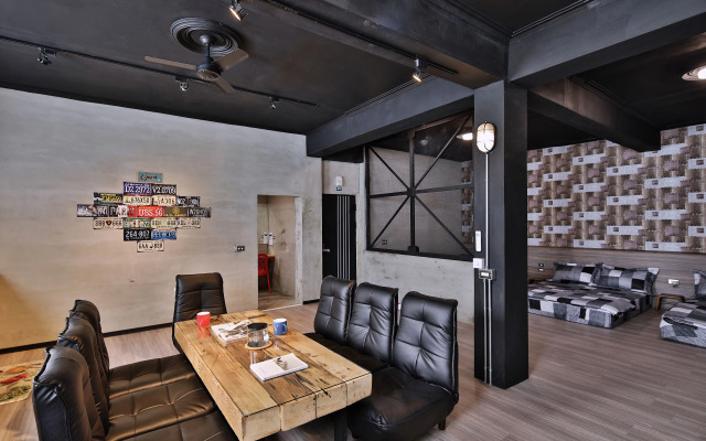 Full House of Happiness B&B