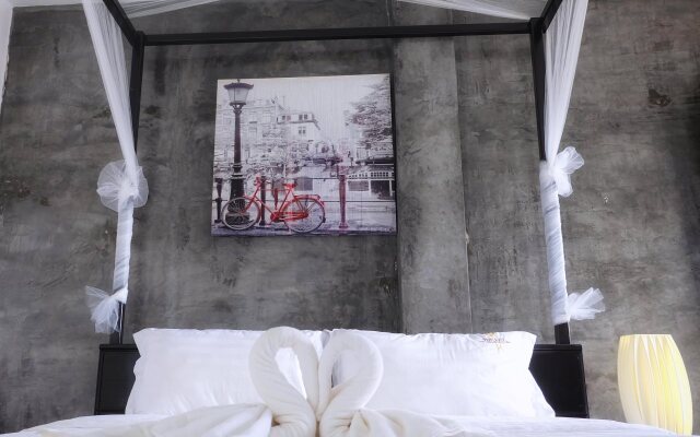 The Key Hotel