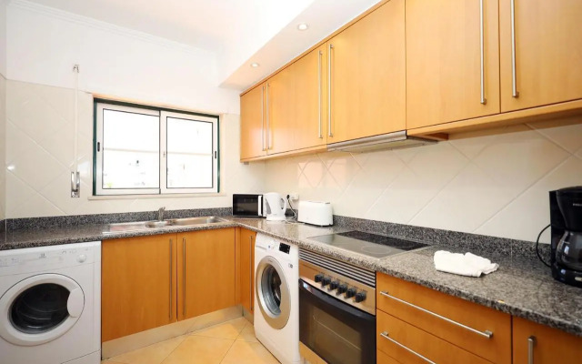 B73 - Luz Sun Holiday Apartment