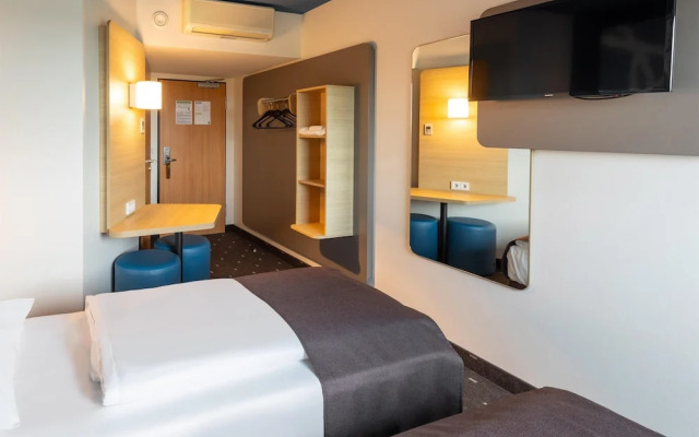 B&B Hotel Frankfurt-Hahn Airport