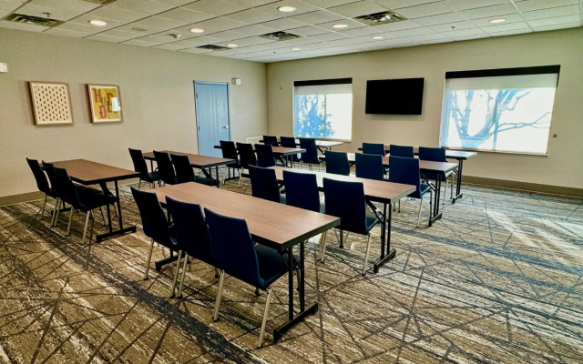 Holiday Inn Express & Suites Dewitt (Syracuse) by IHG