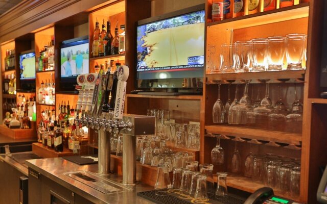 Holiday Inn Express & Suites Asheville Downtown by IHG