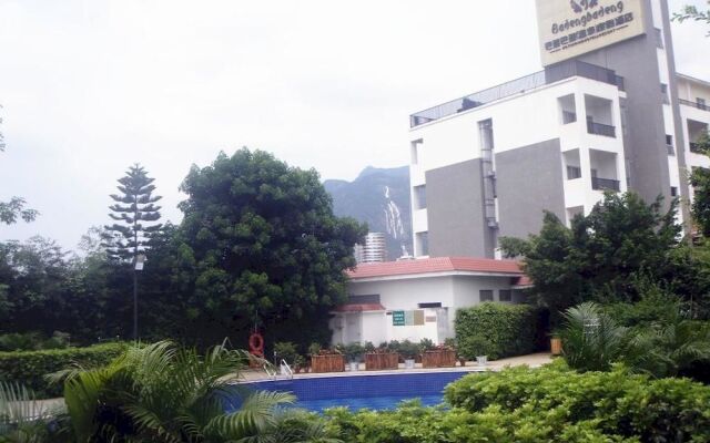 Jinruifeng Hot Spring Hotel - Guangzhou