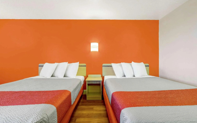 Motel 6 Beaver, UT