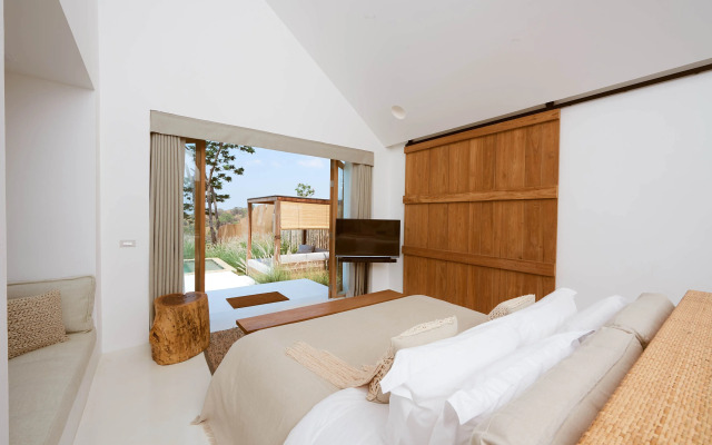 Roukh Kiri Khaoyai, The Centara Collection