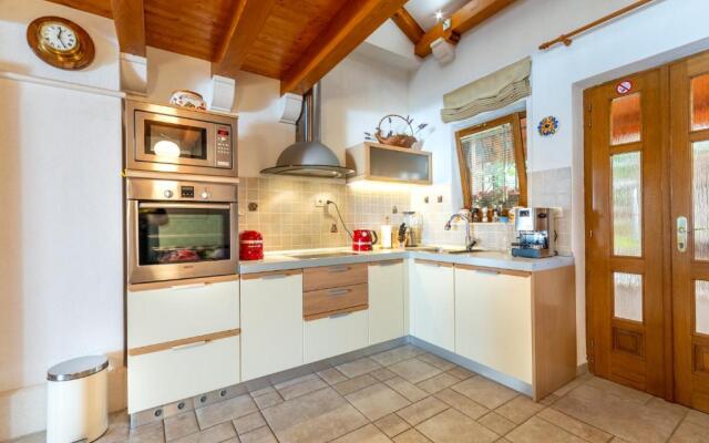Apartment Villa Camellia - Adults Only