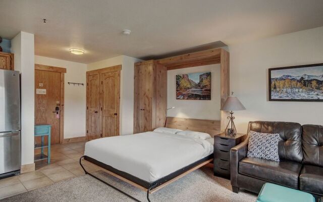 River Mtn Lodge E203 - Studio Condo