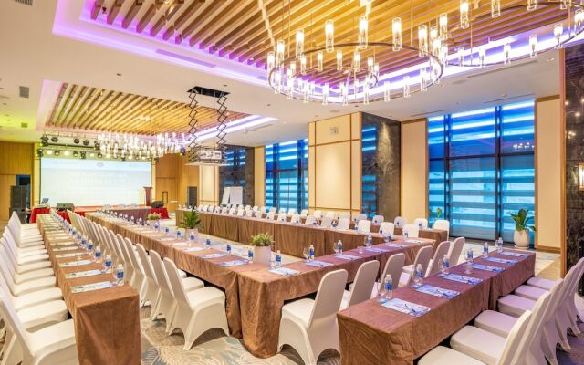 Grand Hyams Hotel - Quy Nhon Beach