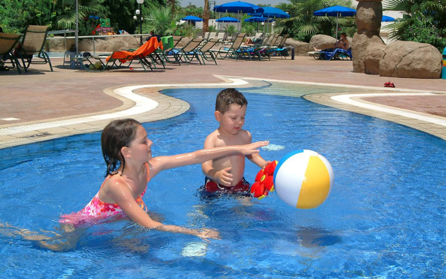 Nissiana Hotel