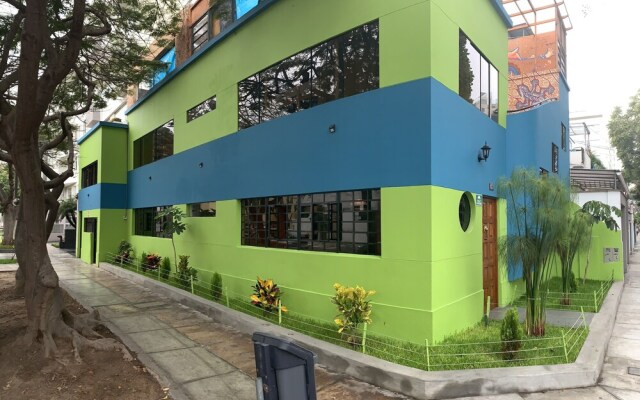 Mana Lima Hostel