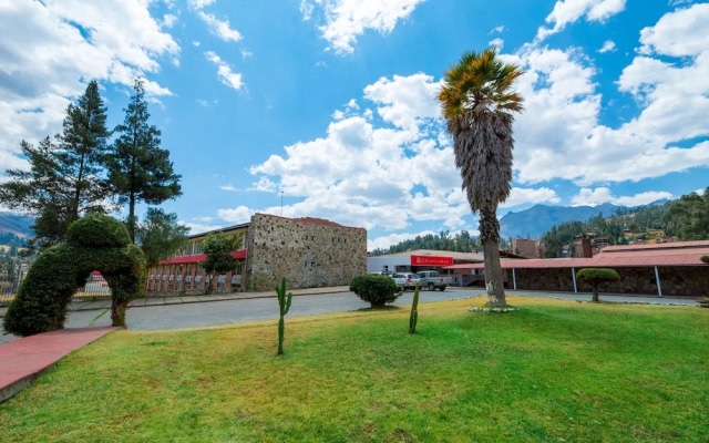 Real Hotel Huascaran