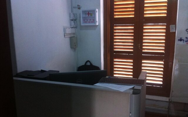 MKS Backpackers Hostel - Dalhousie Lane