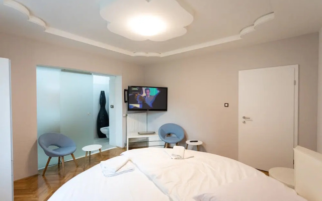 Rubina Rooms