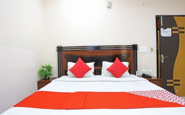 OYO 43691 Hotel Rbs Inn