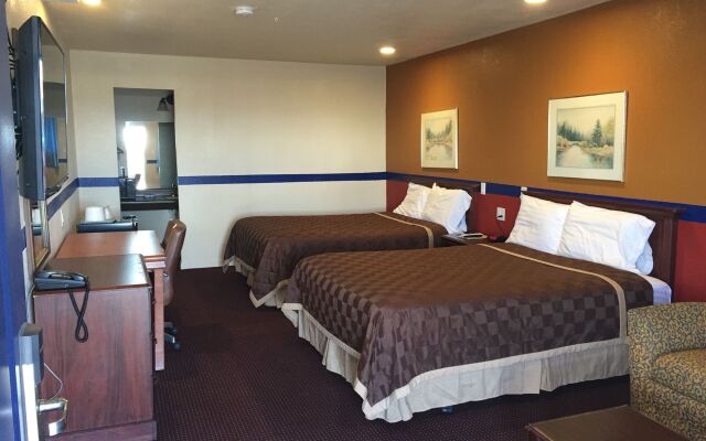 Country Manor Motel Watkins