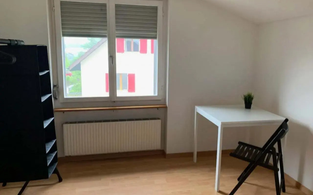 ZIMMERzuVERMIETEN in Deitingen Neumatt
