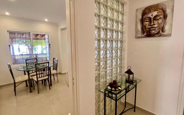 Dream Beachfront Bungalow