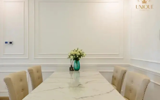 Landmark 81 - Unique Condotel