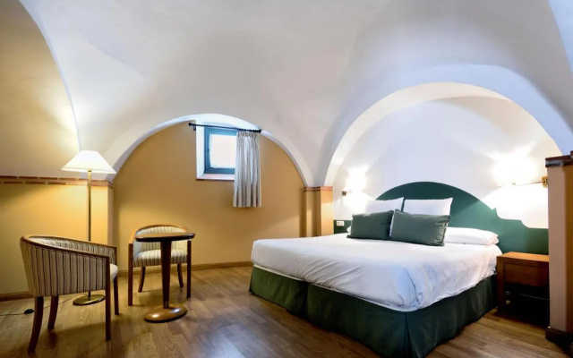 Hotel AHC Palacio Coria