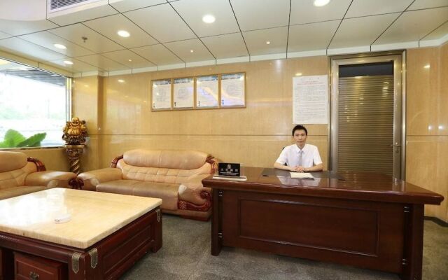 Yile Hotel