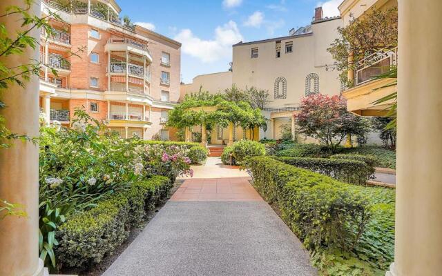 LES JARDINS DE L'OLYMPE - Appartement lumineux de 137m2