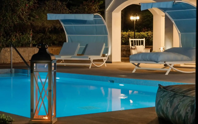 Rivazzurra Luxury BeachFront Villa