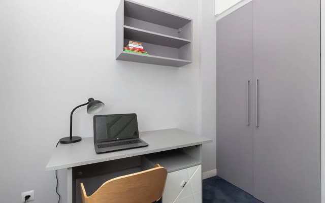Apartment With a Mezzanine by Renters