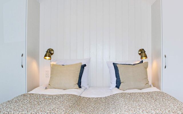 10 Person Holiday Home in Blavand