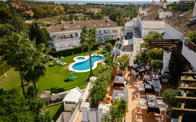 Molo Luxury Suites Puerto Banus