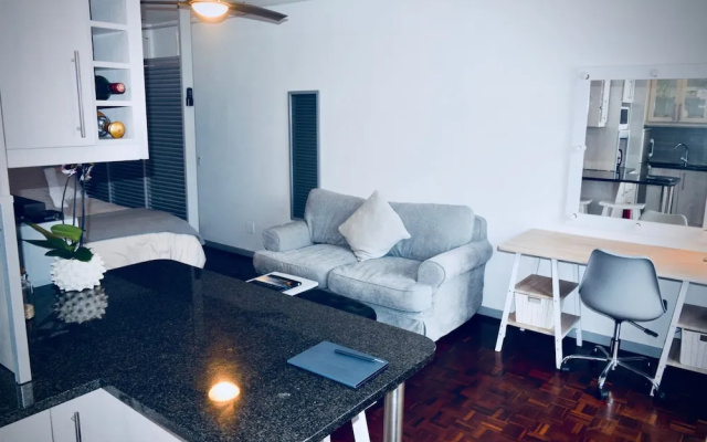 Studio Apartment With Balcony in Central Business District