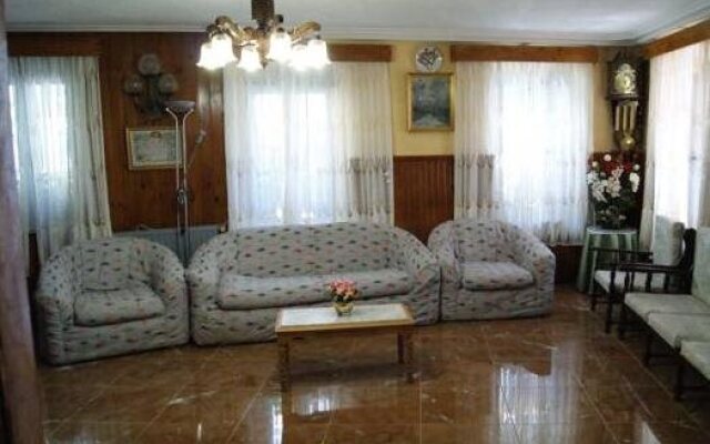 Hostal Pirineos Meliz