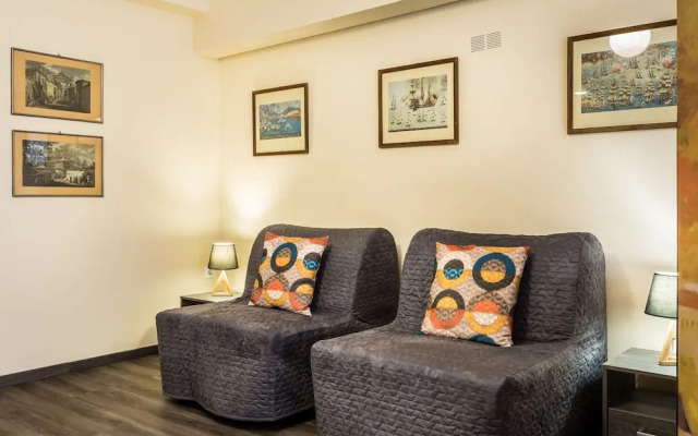 Exceptionally located apartment in Plaka