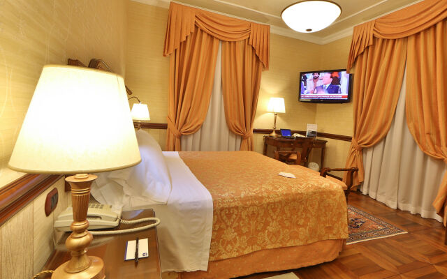 Phi Hotel Cavalieri