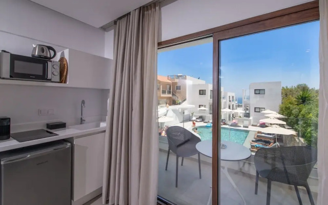 Mika Villas & Suites