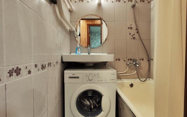 Апартаменты на улице Дыбенко 44