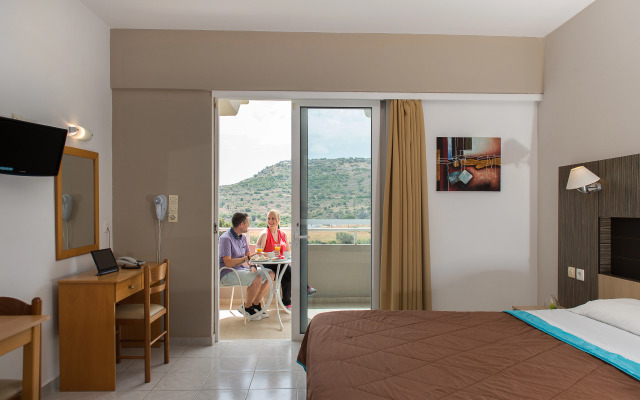Zoes Hotel