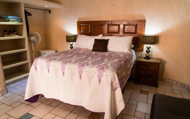 Casa Kootenay Waterfront BnB