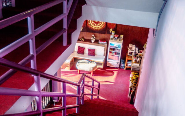 Home Place Hotel