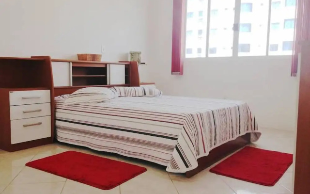 Apartamento a 200m do Mar BCHost 17