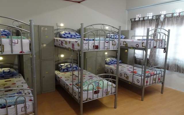 7 Wonders Hostel @ Upper Dickson (SG Clean Certified)