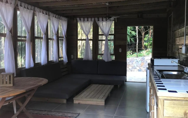 Roatan Bed & Breakfast Apartments